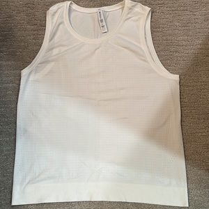 Athleta in Motion tank, size Large.  Gently worn.